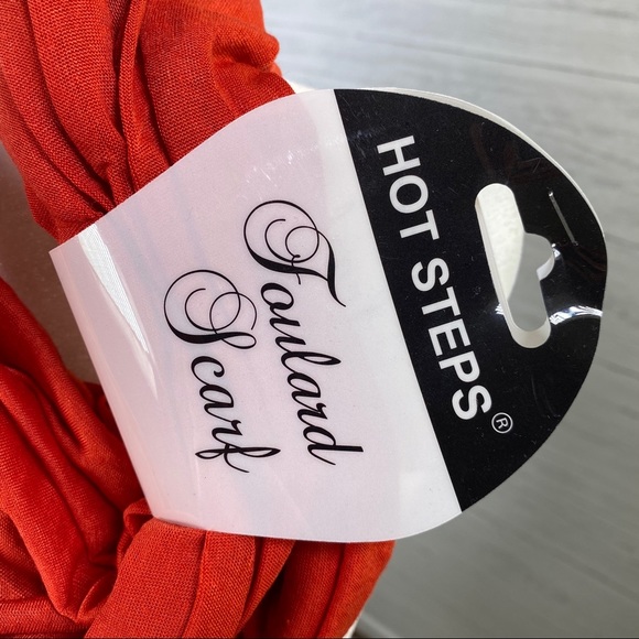 ⭐️SALE⭐️Hot Steps Red Foulard Scarf - Picture 2 of 6